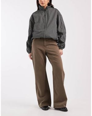 Levi's Vaqueros Marrones De Corte Bootcut Suelto - Gris