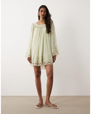 Lace & Chiffon Dresses for Women - Up to 73% off | Lyst Canada