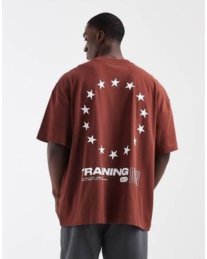 4505 Heavyweight Cotton Oversized T-shirt With Back Graphic And Quick Dry Finish - Red