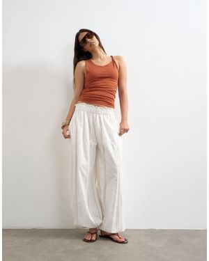 TOPSHOP Broderie Beach Balloon Trouser - White