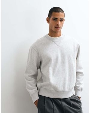 Abercrombie & Fitch Essential Crew Neck Sweatshirt - Grey