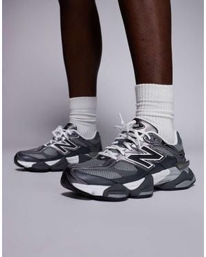 New Balance 9060 Trainers - Metallic