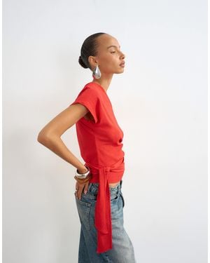 TOPSHOP Crinkle Off Shoulder Tie Front Top - Red