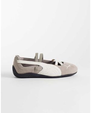 PUMA Bailarinas Speedcat En Ante Color Topo-Marrón - Blanco