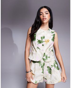 River Island High Neck Floral Waistcoat Co-ord - White
