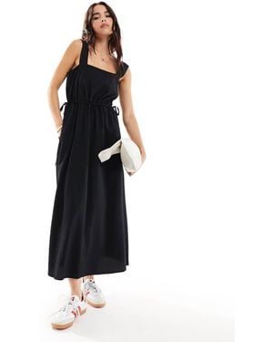 Nobody's Child Zainub Tie Waist Midi Dress - Black