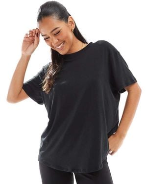 Nike Nike One Training Dri-Fit Relaxed T-Shirt - Black