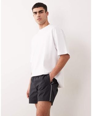 ASOS Wide Mid Length Elasticated Nylon Short With Piping Styling - White