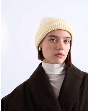 TOPSHOP Henry Ribbed Beanie - Black