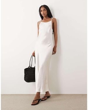 ARKET Vestido Lencero Midi Con Lazadas En Los Hombros De Satén - Neutro