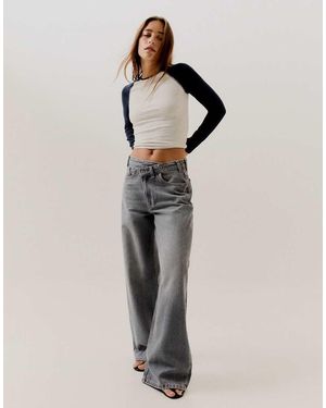 Bershka Wide-Leg Cross-Waist Jeans - Natural
