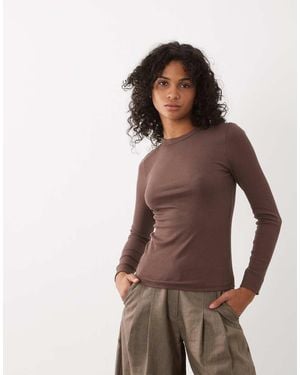 New Look Crew Neck Ribbed Long Sleeve Top - Brown