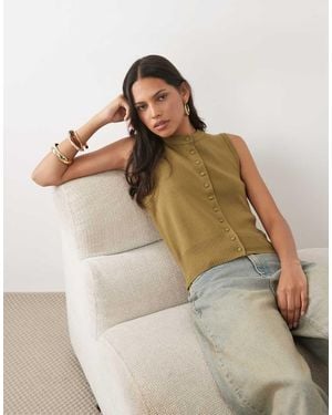 New Look Compact Knit Button Down Vest - Natural