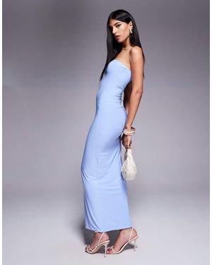 Fashionkilla Vestido Largo Azul Pastel Ceñido Con Diseño Moldeado Y Escote Palabra De Honor Exclusivo De