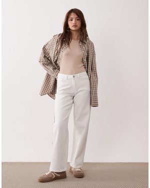 JDY Petite Low Waist Straight Leg Jeans - White