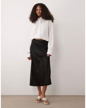 Y.A.S Volume Satin Circle Midi Skirt - White