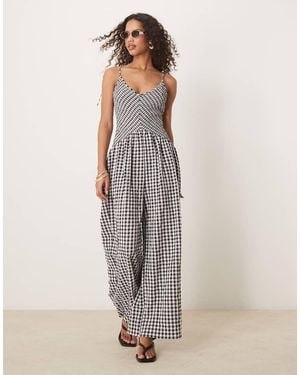 ASOS V Neck Poly Crinkle Dropped Waist Jumpsuit - Multicolour