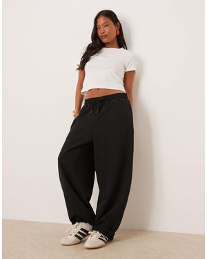 ASOS Asos Design Petite Oversized jogger With Turnback Hem Detail - Black