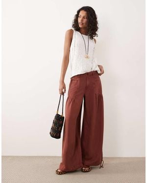 ASOS Broek Met Ballonpijpen, Zakken Aan De Voorkant En Verstelbare Gestrikte Zoom - Rood