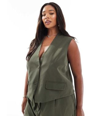 Pieces Plus Pieces Curve Tailored Vest - Green