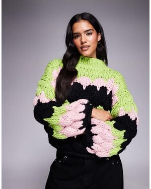 Kiwi & Co – sweetheart – handgestrickter, hochgeschlossener pullover aus dickem noppenstrick - Grau