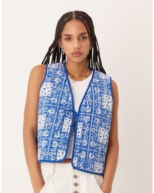 Nobody's Child Gewatteerde Western Bodywarmer Met Bandanaprint - Blauw
