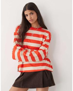 Monki Oversized Long Sleeve T-shirt With Side Slits - Red