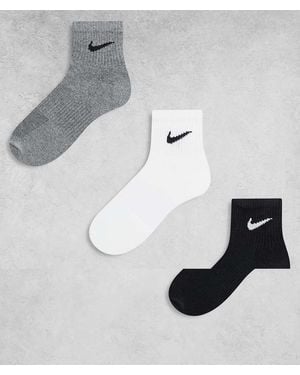 Nike Sportswear Everyday Essential 6 Pack Socks - Metallic
