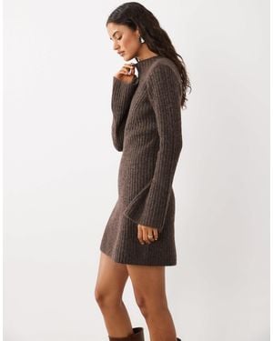 Aware Robe courte en maille à col montant et manches longues chocolat - Multicolore