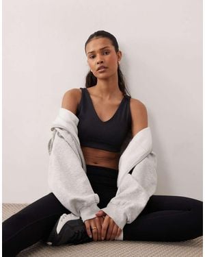 Sweaty Betty Ultimate Studio Voop Bra - Black