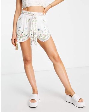 River Island Short Met Geschulpte Zoom En Geborduurde Details - Wit