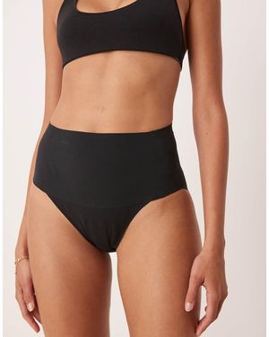Spanx Supersmooth Undietectable High Leg Brief - Black