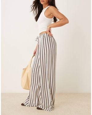ASOS – schlupfhose aus leinenmix mit nadelstreifen - Natur