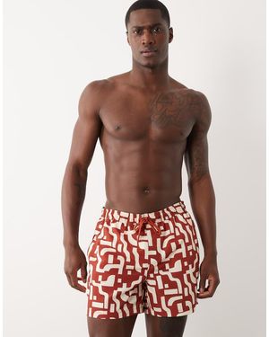 New Look Pantaloncini Da Bagno Color Ruggine Con Stampa Geometrica - Rosso