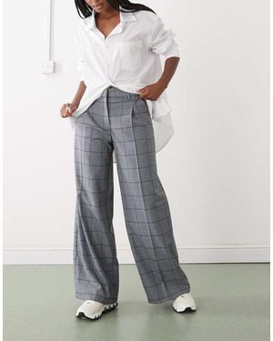 Monki High Waist Wide Leg Trousers With Front Pleat - White