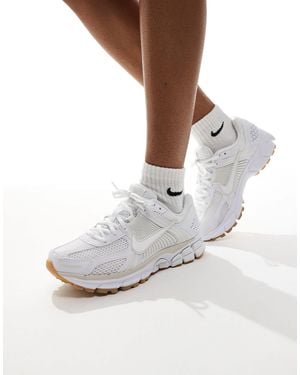 Nike Zoom Vomero 5 Sneakers - White