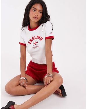 Levi's – england – knapp geschnittenes ringer-t-shirt - Rot