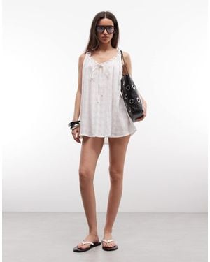 Collusion Vestido Playero Blanco A Cuadros Con Vuelo De