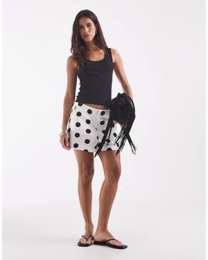 ONLY Tailored Linen Blend Shorts - White