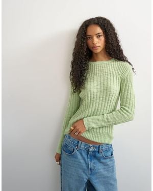 TOPSHOP Gestricktes langarmshirt mit schmaler passform, rundhalsausschnitt und rippstruktur - Grün