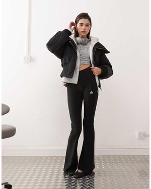 adidas Originals Trefoil Essentials Flared Leggings - Black