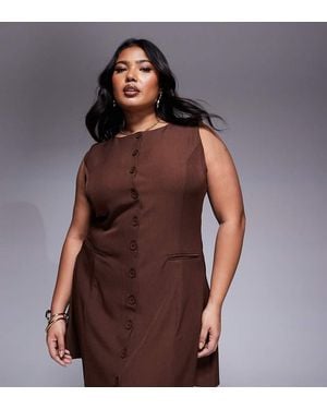 In The Style Plus X Natalya Wright - Bruin