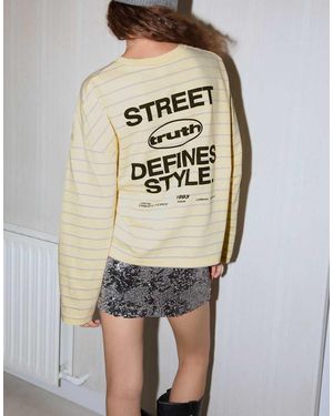 Bershka Oversize Long Sleeve Print T-Shirt - Natural
