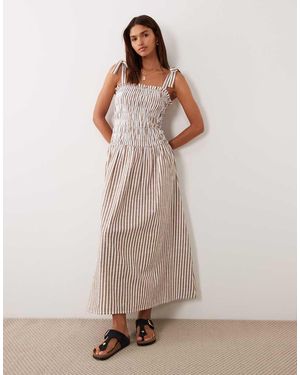 esmé studios Vestido Playero Largo A Rayas Marrones Y Blancas Fruncido Con Tirantes Anudados De - Neutro