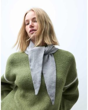 Pieces Small Triangle Knitted Scarf - Green