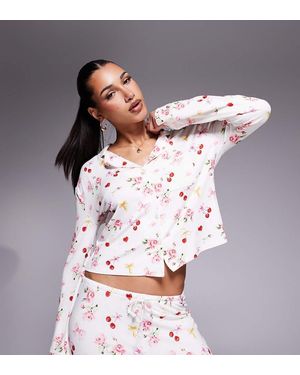Kaiia Camisa De Pijama Con Estampado De Rosas, Cerezas Y Lazos Mix & Match Exclusiva De (Parte De Un Conjunto) - Gris