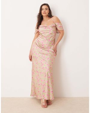 Pretty Lavish Curve Robe longue à épaules dénudées - Neutre