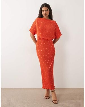 Never Fully Dressed Tilly Off Shoulder Plisse Maxi Dress - Red