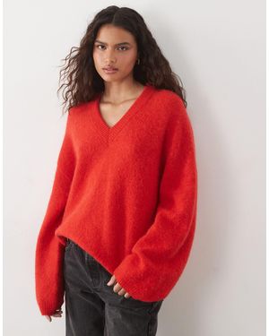 ARKET Superweicher pullover mit v-ausschnitt aus alpaka-wollmix - Rot