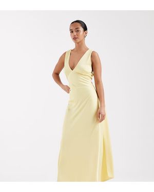 TFNC London Bridesmaids V-Neck Satin Lace Up Back Maxi Dress With Scarf - Metallic